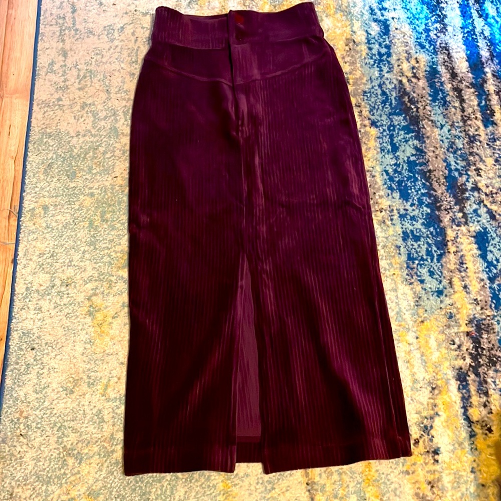 FREE PEOPLE corduroy skirt 🌹🍇🍷